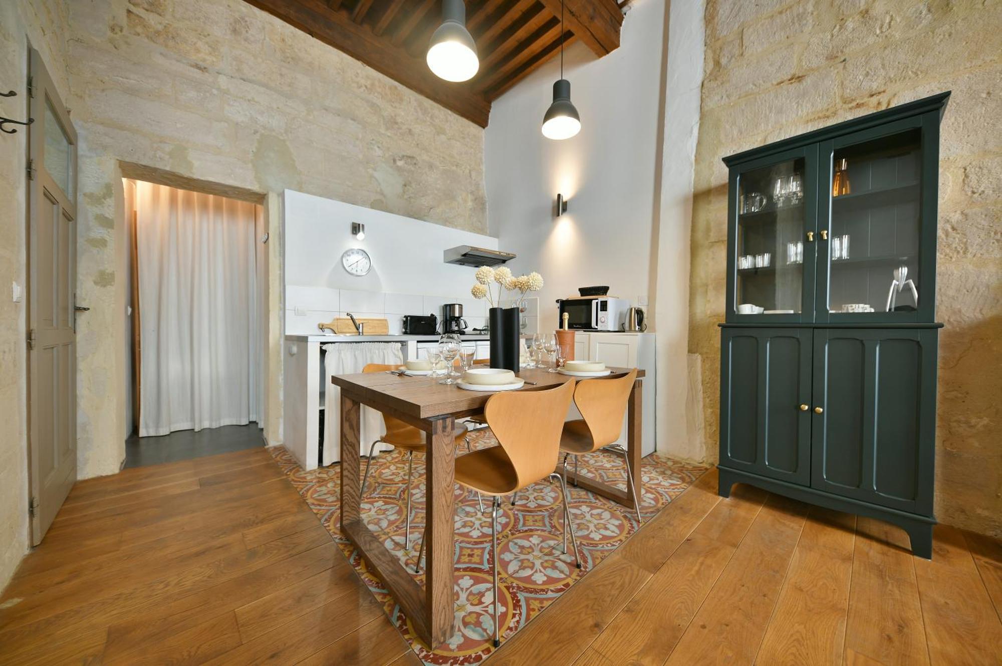 "La Suite" 3 Etoiles Uzès Extérieur photo